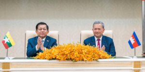 សម្ដេចមហាបវរធិបតី ហ៊ុន ម៉ាណែត ចូលរួមជាអធិបតីភាពជាមួយ ឯកឧត្តម មីន អោង ឡាំង (Min Aung Hlaing) ប្រធានាធិបតី នៃសាធារណរដ្ឋសហភាពមីយ៉ាន់ម៉ា ក្នុងពិធីចុះហត្ថលេខាលើឯកសារចំនួន០៤